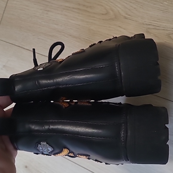Harley-Davidson Kids Black and Yellow Flame Boots Size 5.5 - Picture 9 of 14